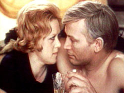 Секс бейнелеріне арналған орыс кастингтері Орыстың жезөкшелері сорып жатыр