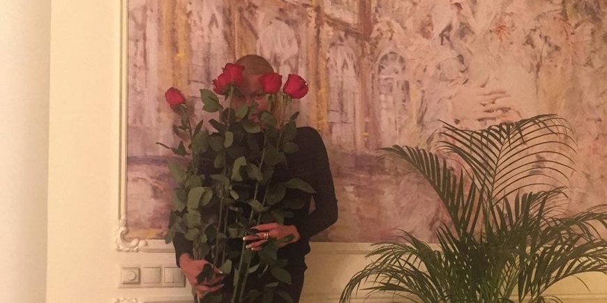 Волочковой подарили розы 173 см высотой