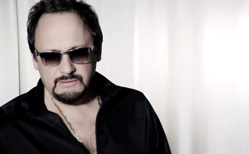 Жена изменяла исполнителю