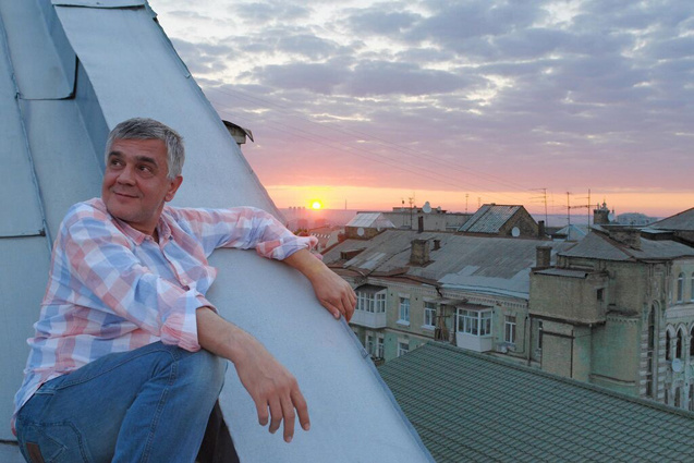 «Многие говорят, что коренных киевлян уже не осталось и Киев — это город приезжих. Но уникальность нашей столицы в том, что она людей принимает и делает киевлянами: медленно, не сразу, но делает»