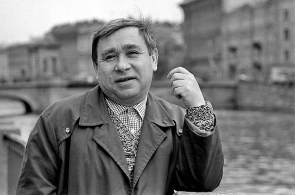 Михаил Светин