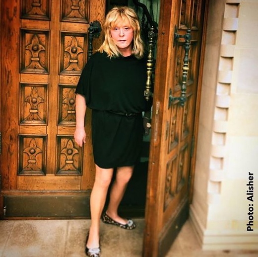 Певица всерьез взялась за себя