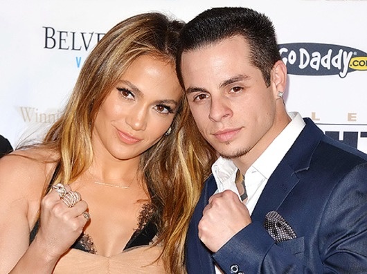 Дженнифер Лопес и Каспер Смарт не скрывают своих чувств