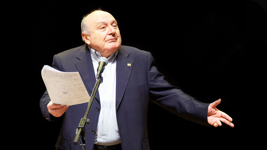 Михаил Жванецкий не стал критиковать Саакашвили