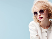 Лили-Роуз Депп снимается в ЛГБТ-фотосессиях и для рекламы Chanel