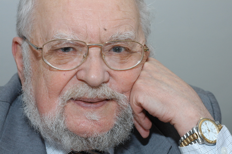 Михаил НАЗАРЕНКО