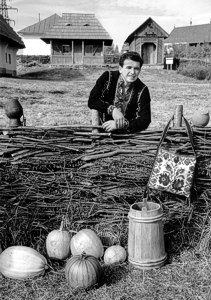 Людмила ТРОИЦКАЯ