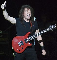 Анна ШЕСТАК