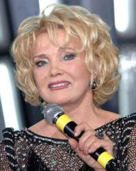 Анна ШЕСТАК