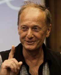 Анна ШЕСТАК