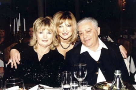 Анна ШЕСТАК