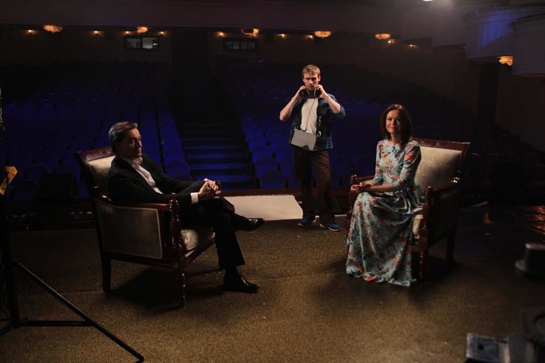 Первым в ток-шоу примет участие Сергей Безруков