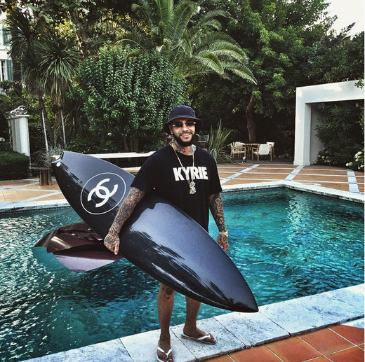 Тимати не удалось выступить в Одессе