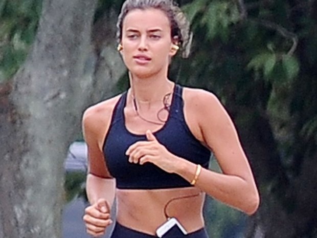 Топ-модель во время пробежки на следующее утро.Фото: Splashnews.com