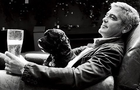 Звезда и его собака Фото: 3vozrast.ru