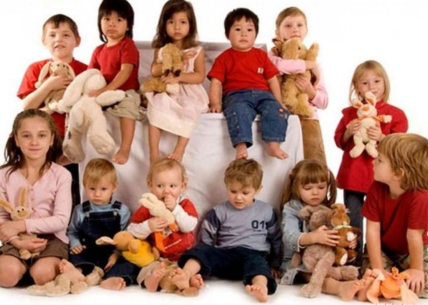 "Большое торонтское дерби" выиграли четыре семьи, в которых родилось по девять детей Фото: kroshkaru.ru