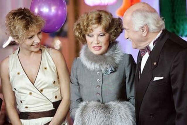 С Аленой Бабенко и Людмилой Гурченко в фильме «Карнавальная ночь-2, или 50 лет спустя», 2007 год