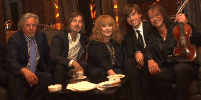 Владимир Назаров на дне рождения художника Никаса Сафронова с Аллой Пугачевой, Максимом Галкиным и украинским скрипачом-виртуозом Василием Попадюком