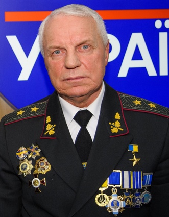 Григорий ОМЕЛЬЧЕНКО, генерал-лейтенант, экс-начальник отдела по борьбе с коррупцией и организованной преступностью Главного управления военной контрразведки СБУ