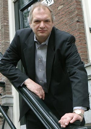 Юрий Фельштинский: «Поначалу Дональд Трамп не планировал вкладывать в Россию реальные деньги, хотя и считал ее одной из перспективных стран»