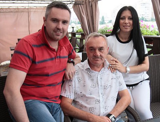 С сыном Вадимом и невесткой Ириной