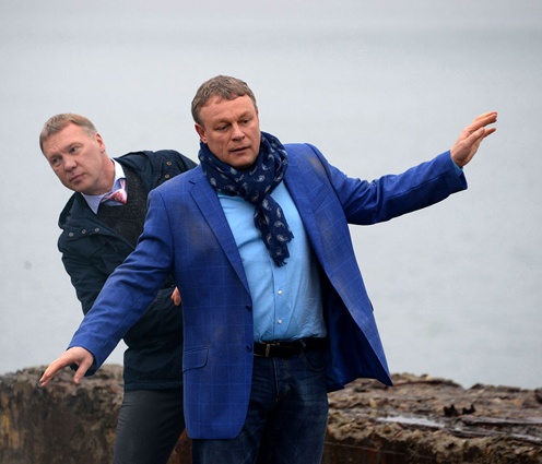 В роли олигарха Чуйкина с Анатолием Журавлевым в сериале «Беглые родственники»