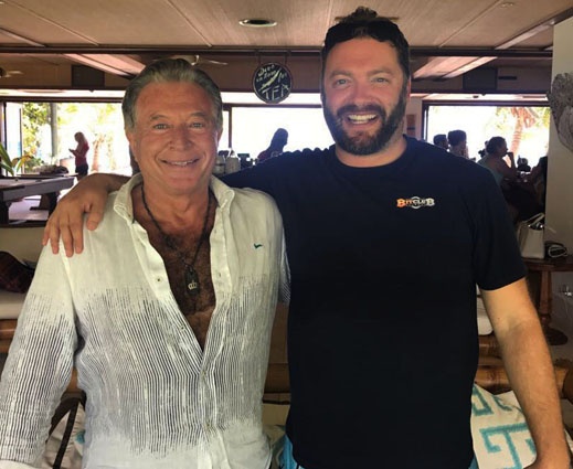 С предпринимателем, основателем и владельцем BitClub Джоби Уиксом