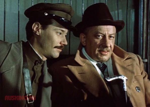 Шарапов с Ручечником (Евгений Евстигнеев): «Я вор в законе и дружков не продавал»