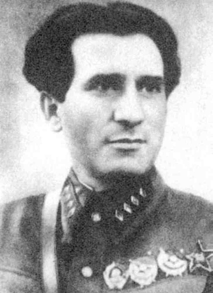 Нарком внутренних дел Украинской ССР Израиль Леплевский подписывал рапорты о выдаче вещей заключенных работникам комендатуры НКВД УССР