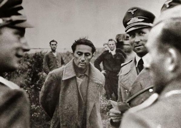 Старший сын Иосифа Сталина Яков Джугашвили был взят немцами в плен в 1941-м, погиб в концлагере