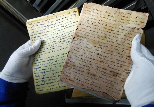 Как бы там ни было, дневник Ирины Хорошуновой — значительный пласт документальных сведений, который, к сожалению, по-настоящему никто не изучал