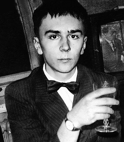 «С утра проснулся, раз! — выпил, и сразу как-то легче — смотришь: лица, а не у...бища страшные»