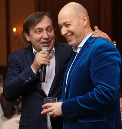 С Дмитрием Гордоном. «Я не могу какие-то простые песенки петь, мне глубина нужна...»