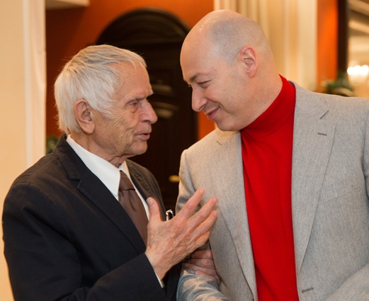 З Дмитром Гордоном. «Я завжди вгору, на небо дивлюся! Колись був безбожником, але однаково вірю, що якісь незрозумілі містичні сили є»