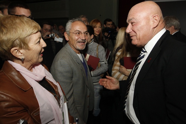 Савик Шустер и Владимир Познер общаются с участниками международной конференции на тему: «Что такое свобода слова?». Киев, 2 декабря 2010 года