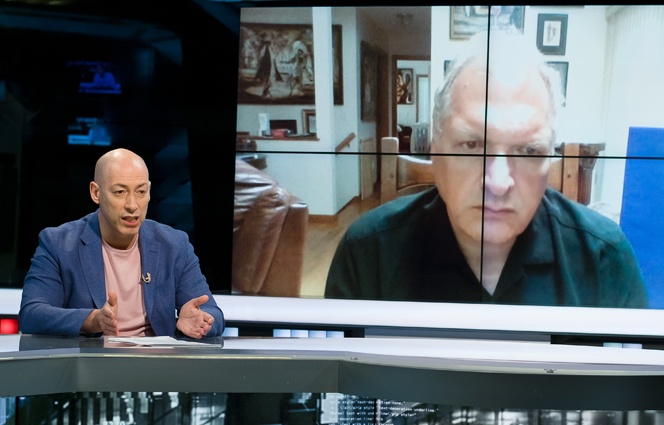 Фото Сергея КРЫЛАТОВА