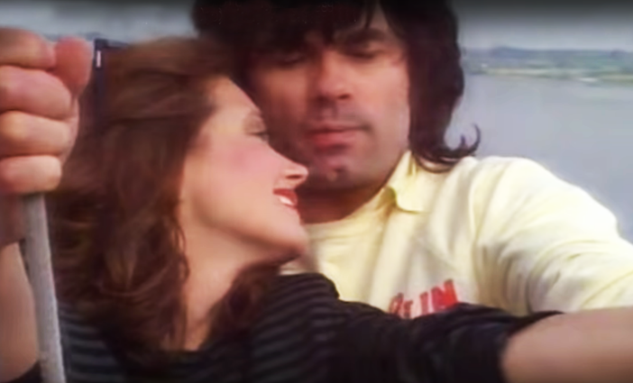 С Александром Серовым в клипе «Ты меня любишь», 1991 год. «Клип действительно потрясающий получился, потому что я туда всю энергетику, которую только могла, вложила»