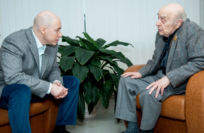 С Дмитрием Гордоном. «С вашего позволения я хотел бы умереть от старости»