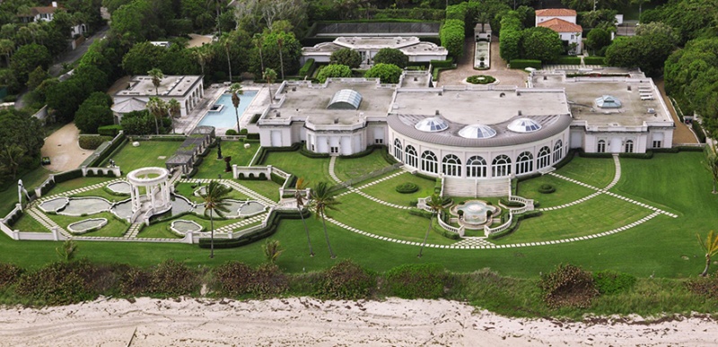 Вилла Дональда Трампа на Palm Beach во Флориде была куплена Дмитрием Рыболовлевым вслепую, и причины покупки ее до сих пор не разъяснены