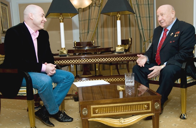 С Дмитрием Гордоном. «Пойдешь на работу с мыслью, что подвиг совершаешь, — считай, толку не будет, работа не состоится...»