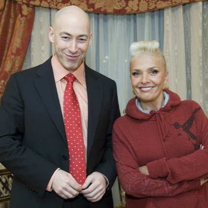 С Дмитрием Гордоном. «Со временем ощущение счастья короче. Все приходит и уходит, а потом опять начинается»