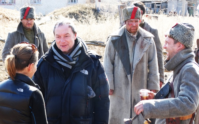 Сергей Урсуляк на съемках «Тихого Дона», 2015 год. «Есть великая литература («Тихий Дон» — это великая литература), и есть время, которое бежит и меняется»