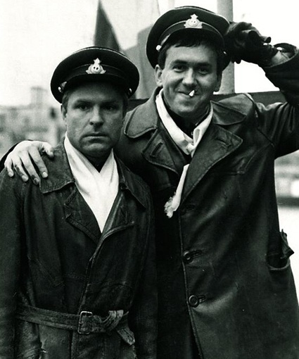 С Родионом Нахапетовым в картине Семена Арановича по мотивам неоконченной повести Юрия Германа «Торпедоносцы», 1983 год