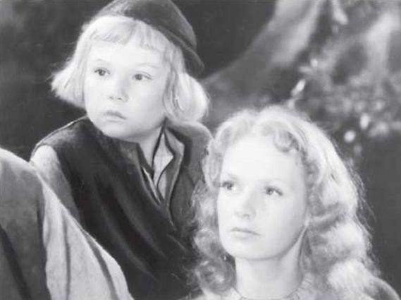 С Владимиром Гуськовым в сказке «Звездный мальчик», 1957 год