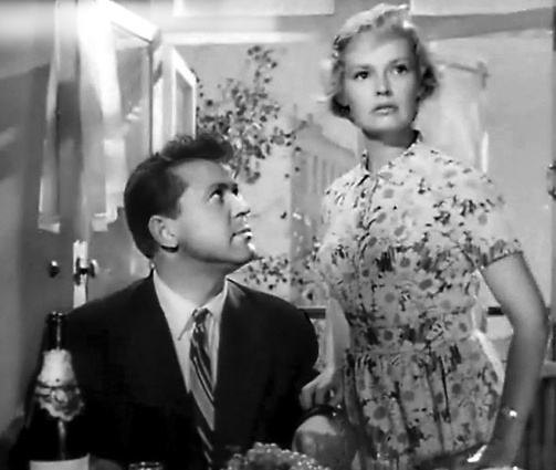 С Леонидом Чубаровым в драме Льва Рудника «Жизнь сначала», 1961 год