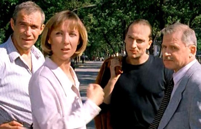 С Еленой Яковлевой, Дмитрием Нагиевым и Сергеем Никоненко в детективном сериале «Каменская», 2000 год