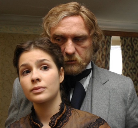 В роли Аркадия Свидригайлова с Екатериной Васильевой (Авдотья Раскольникова) в экранизации Дмитрия Светозарова романа Федора Достоевского «Преступление и наказание», 2007 год