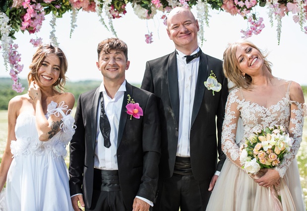 Надежда Дорофеева, Владимир Зеленский, Евгений Кошевой и Агне Грудите в комедии Владимира Зеленского и Дэвида Додсона «Я, ты, он, она», 2018 год