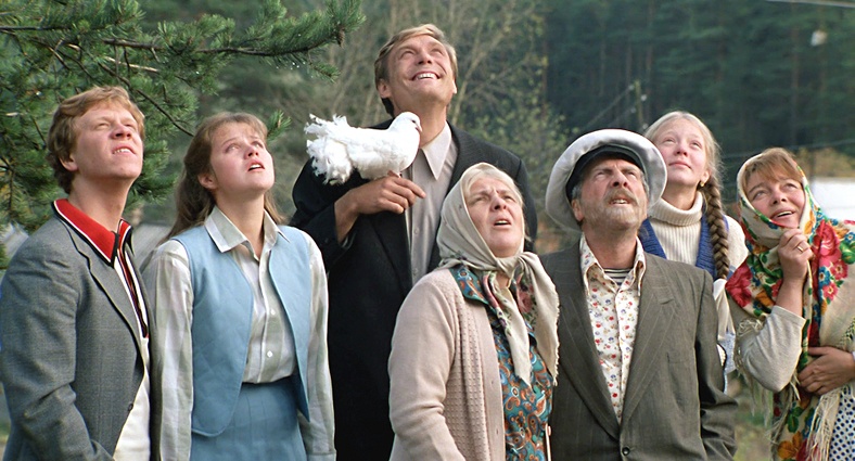 Игорь Лях, Янина Лисовская, Александр Михайлов, Наталья Тенякова, Сергей Юрский, Лада Сизоненко и Нина Дорошина, «Любовь и голуби». «Мы вольны были, в жесткие рамки: вот здесь играй, а дальше не моги — не загнаны. Свободно гуляли!»