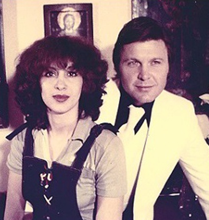 Со второй супругой Ириной. «Только об одном всегда мечтал, особенно в первые годы нашего с Ирой брака — каждую свободную минуту домой приехать»